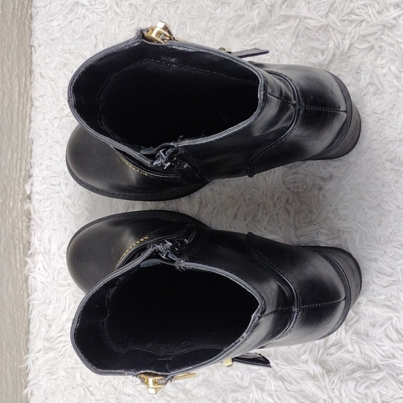 Soda Black Faux Leather Dual Zip Buckle   Round Toe Stacked Heel Moto Ankle Boot - Picture 7 of 16